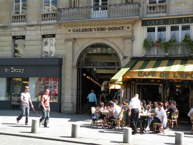  Entrée de la Galerie Vero-Dodat
